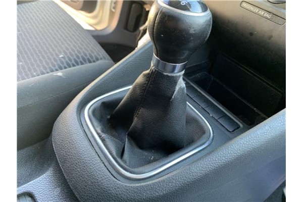 Recambio de palanca de cambio para volkswagen golf vi (5k1) 1.4 advance referencia OEM IAM 1K0711112B  