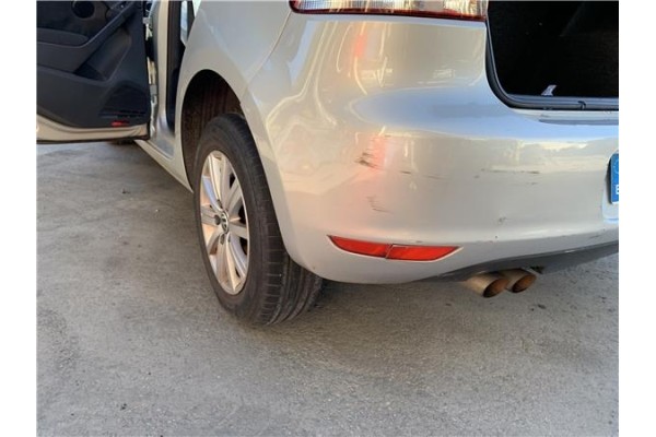 Recambio de paragolpes trasero para volkswagen golf vi (5k1) 1.4 advance referencia OEM IAM 5K6807421 5K6807421GRU 