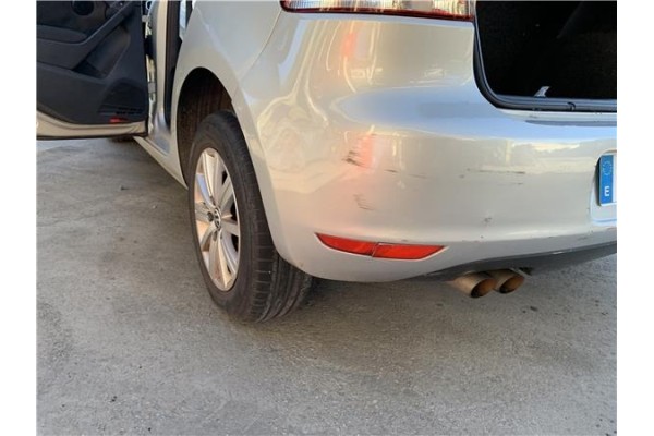 Recambio de paragolpes trasero para volkswagen golf vi (5k1) 1.4 advance referencia OEM IAM 5K6807421 5K6807421GRU 