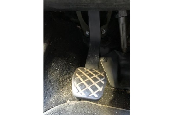 Recambio de pedal embrague para volkswagen golf vi (5k1) 1.4 advance referencia OEM IAM 1K1721321D  