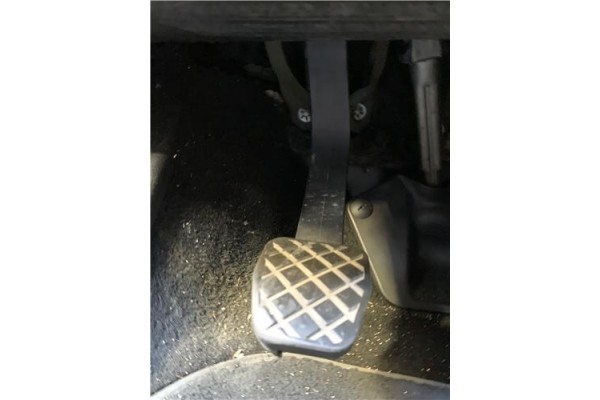 Recambio de pedal embrague para volkswagen golf vi (5k1) 1.4 advance referencia OEM IAM 1K1721321D  