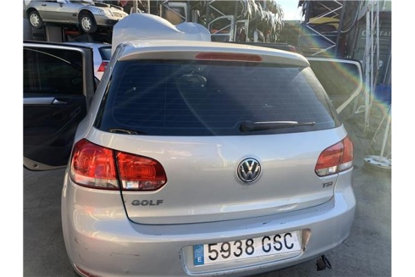 Recambio de porton trasero para volkswagen golf vi (5k1) 1.4 advance referencia OEM IAM 5K6827025J  