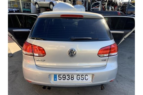 Recambio de porton trasero para volkswagen golf vi (5k1) 1.4 advance referencia OEM IAM 5K6827025J  