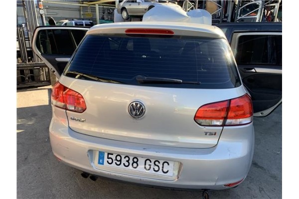 Recambio de porton trasero para volkswagen golf vi (5k1) 1.4 advance referencia OEM IAM 5K6827025J  