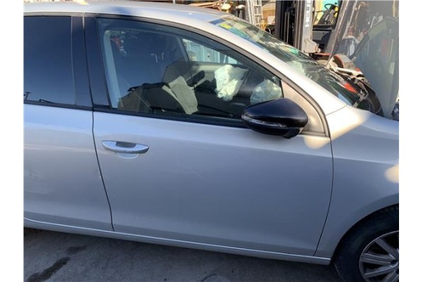 Recambio de puerta delantero derecha para volkswagen golf vi (5k1) 1.4 advance referencia OEM IAM 5K4831056H  