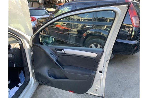 Recambio de puerta delantero derecha para volkswagen golf vi (5k1) 1.4 advance referencia OEM IAM 5K4831056H  