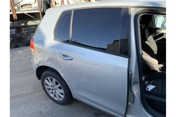 Recambio de puerta trasero derecha para volkswagen golf vi (5k1) 1.4 advance referencia OEM IAM 5K6833056K  