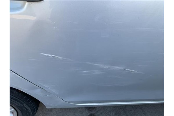 Recambio de puerta trasero derecha para volkswagen golf vi (5k1) 1.4 advance referencia OEM IAM 5K6833056K  