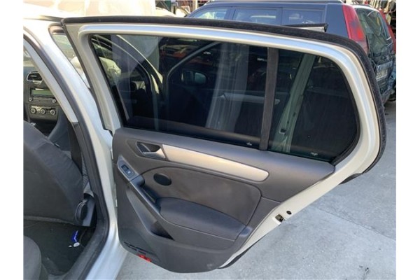 Recambio de puerta trasero derecha para volkswagen golf vi (5k1) 1.4 advance referencia OEM IAM 5K6833056K  