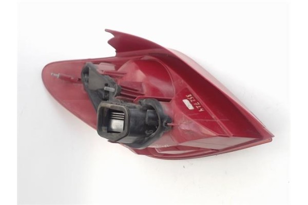 Recambio de piloto trasero derecho para peugeot 207 1.6 hdi referencia OEM IAM 9649986580  