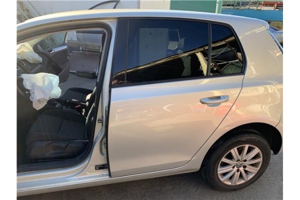 Recambio de puerta trasero izquierda para volkswagen golf vi (5k1) 1.4 advance referencia OEM IAM 5K6833055K  
