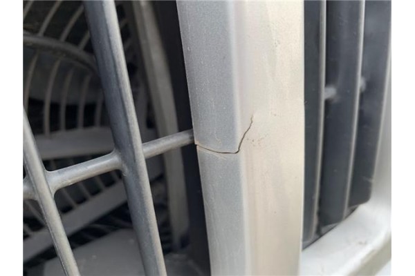 Recambio de rejilla capo para jeep cherokee (kj) 2.8 crd extreme referencia OEM IAM 5JJ86WS2AF  