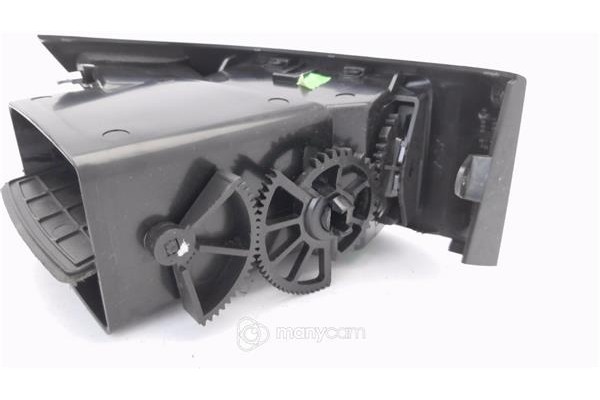Recambio de rejilla entrada de aire para citroen jumper furgón 2.2 hdi 120 referencia OEM IAM 1607196980 1623838080 