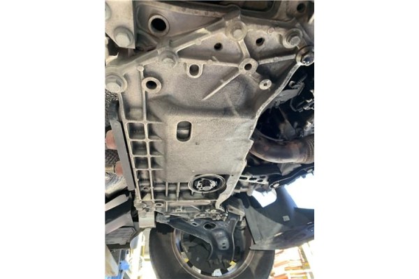 Recambio de subchasis para volkswagen golf vi (5k1) 1.4 advance referencia OEM IAM 1K0199313AL  