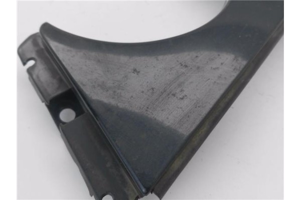 Recambio de cerquillo faro para mercedes-benz clase e (bm 210) berlina 2.0 200 (210.035) referencia OEM IAM 2108200112  