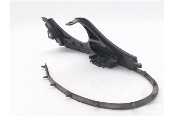 Recambio de cerquillo faro para mercedes-benz clase e (bm 210) berlina 2.0 200 (210.035) referencia OEM IAM 2108200212  