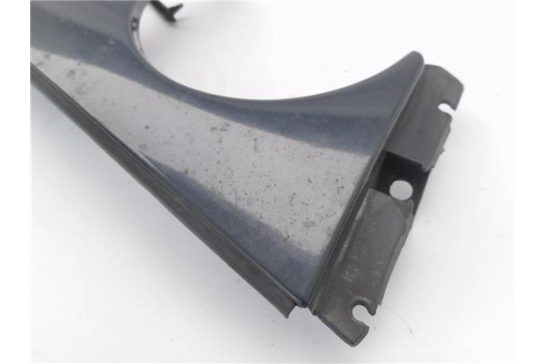 Recambio de cerquillo faro para mercedes-benz clase e (bm 210) berlina 2.0 200 (210.035) referencia OEM IAM 2108200212  