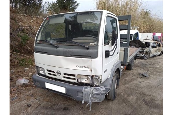 nissan cabstar del año 2006