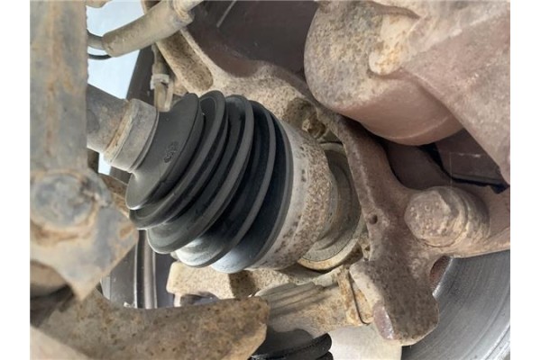 Recambio de palier delantero derecho para jeep cherokee (kj) 2.5 crd básico referencia OEM IAM 52111780AB  