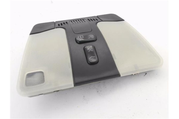 Recambio de luz delantero central techo para mercedes-benz clase e (bm 210) berlina 2.0 200 (210.035) referencia OEM IAM 2108282