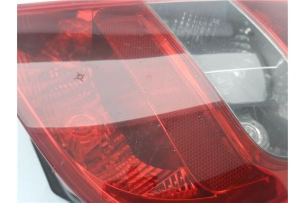 Recambio de piloto trasero derecho para citroen c5 berlina 2.0 hdi (dcrhzb, dcrhze) referencia OEM IAM 11A017B  