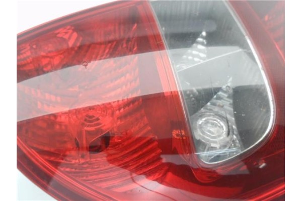 Recambio de piloto trasero izquierdo para citroen c5 berlina 2.0 hdi (dcrhzb, dcrhze) referencia OEM IAM 11A018B  