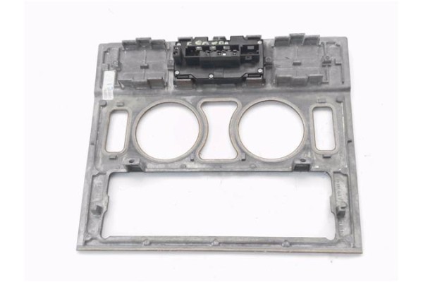 Recambio de interruptor luces emergencia para mercedes-benz clase e (bm 210) berlina 2.0 200 (210.035) referencia OEM IAM 210683