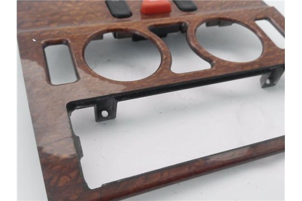 Recambio de interruptor luces emergencia para mercedes-benz clase e (bm 210) berlina 2.0 200 (210.035) referencia OEM IAM 210683