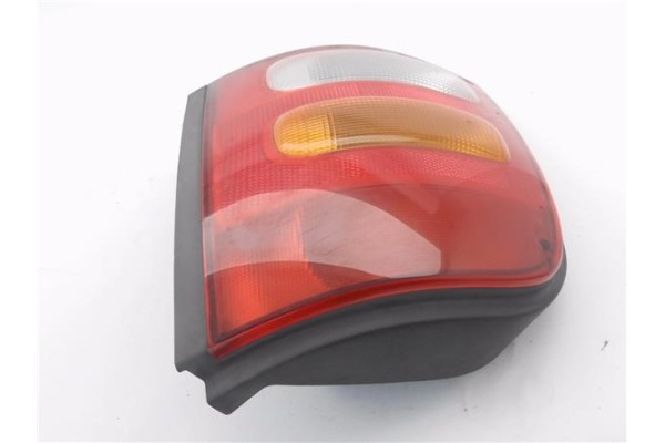 Recambio de piloto trasero derecho para nissan micra (k11) 1.0 referencia OEM IAM 265506F600  