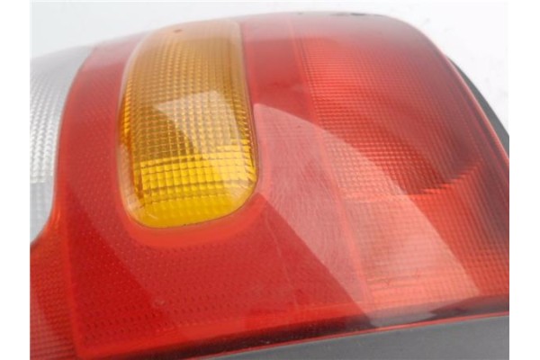 Recambio de piloto trasero derecho para nissan micra (k11) 1.0 referencia OEM IAM 265506F600  