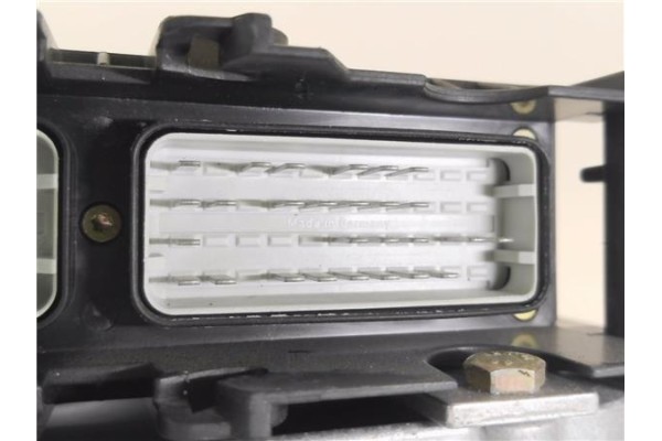 Recambio de centralita para mercedes-benz clase e (bm 210) berlina 2.0 200 (210.035) referencia OEM IAM 0225458832 4,12229E+11 