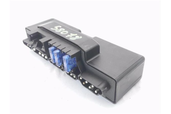 Recambio de caja fusibles/rele para mercedes-benz clase e (bm 210) berlina 2.0 200 (210.035) referencia OEM IAM A2105400472 8987