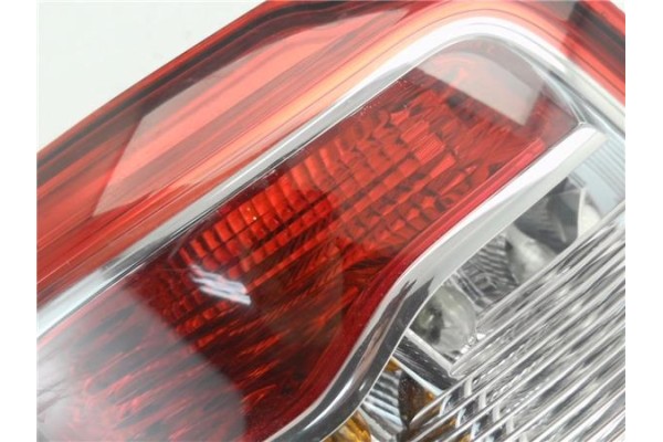 Recambio de piloto trasero izquierdo para dacia sandero ii 1.2 ambiance referencia OEM IAM 265554085R  