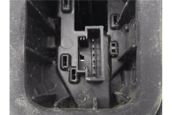 Recambio de piloto trasero izquierdo para volkswagen up! (121) 1.0 black up! referencia OEM IAM 1S0945095G  