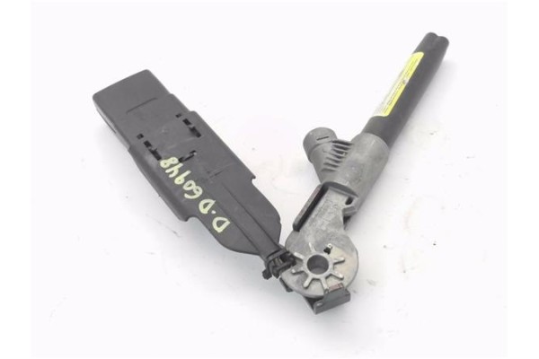 Recambio de anclaje cinturon delantero derecho para renault kangoo i (f/kc0) 1.5 dci (kc07) referencia OEM IAM 8200378161  