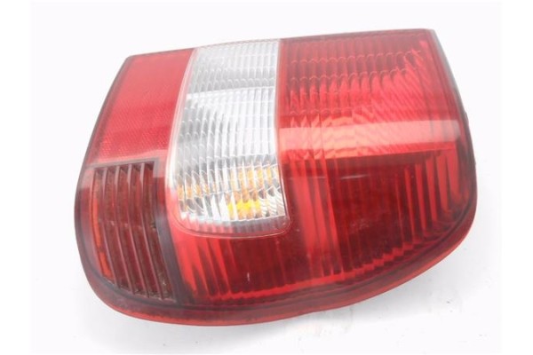 Recambio de piloto trasero derecho para mitsubishi montero pinin (h6_w, h7_w) 1.8 gdi (h66w) referencia OEM IAM MR416092 2871020