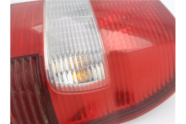 Recambio de piloto trasero derecho para mitsubishi montero pinin (h6_w, h7_w) 1.8 gdi (h66w) referencia OEM IAM MR416092 2871020