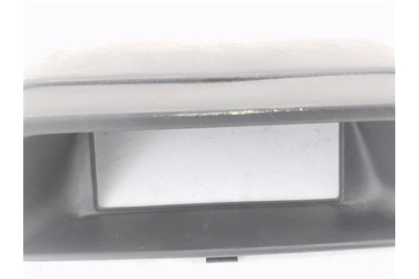 Recambio de embellecedor consola central para mitsubishi montero pinin (h6_w, h7_w) 1.8 gdi (h66w) referencia OEM IAM MR471458 M