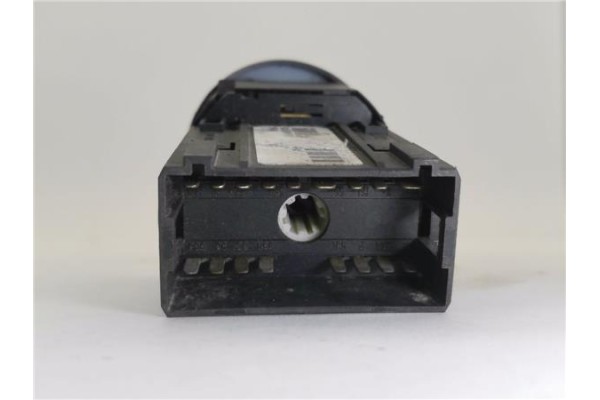 Recambio de mando de luces para volkswagen polo iv (9n1) 1.4 16v referencia OEM IAM 6Q0941531  