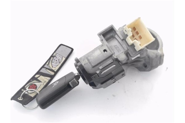 Recambio de clausor para citroen c1 1.0 city edition referencia OEM IAM 897820H020  