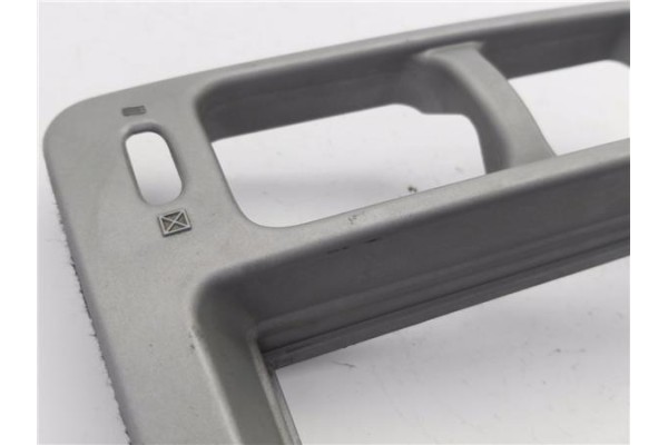 Recambio de interruptor luces emergencia para mitsubishi montero pinin (h6_w, h7_w) 1.8 gdi (h66w) referencia OEM IAM MR471991  