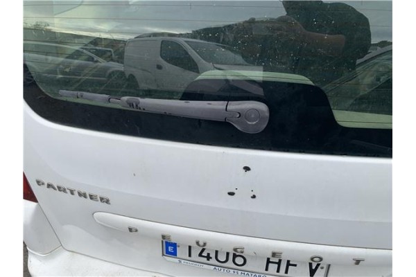 Recambio de brazo limpiaparabrisas trasero para peugeot partner combispace (5f) 1.6 hdi 90 referencia OEM IAM 1614257180  
