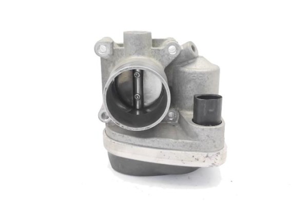 Recambio de caja mariposa aire para volkswagen polo iv (9n1) 1.4 16v referencia OEM IAM 036133062L 4,08238E+11 