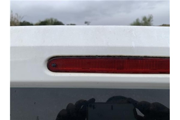 Recambio de luz central de freno para peugeot partner combispace (5f) 1.6 hdi 90 referencia OEM IAM 6351FC  