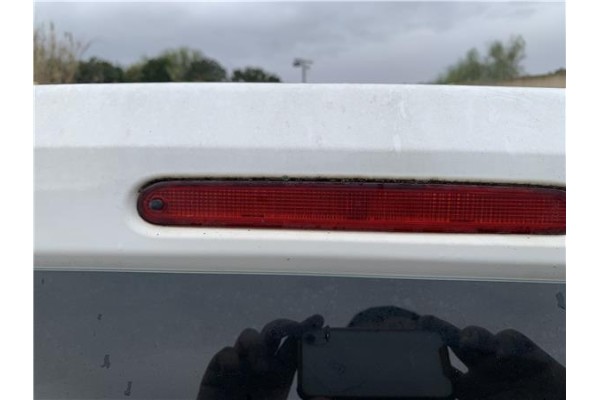 Recambio de luz central de freno para peugeot partner combispace (5f) 1.6 hdi 90 referencia OEM IAM 6351FC  