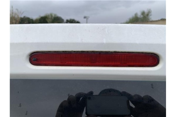 Recambio de luz central de freno para peugeot partner combispace (5f) 1.6 hdi 90 referencia OEM IAM 6351FC  