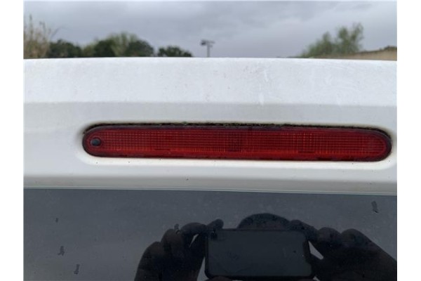 Recambio de luz central de freno para peugeot partner combispace (5f) 1.6 hdi 90 referencia OEM IAM 6351FC  