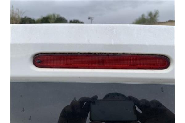 Recambio de luz central de freno para peugeot partner combispace (5f) 1.6 hdi 90 referencia OEM IAM 6351FC  