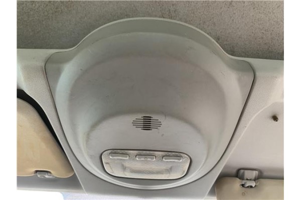 Recambio de luz delantero central techo para peugeot partner combispace (5f) 1.6 hdi 90 referencia OEM IAM 6362Q2 8146Z3 