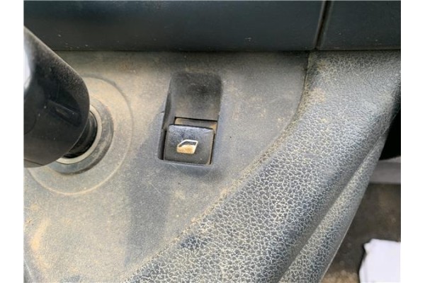Recambio de mando elevalunas delantero derecho para peugeot partner combispace (5f) 1.6 hdi 90 referencia OEM IAM 6490HQ  